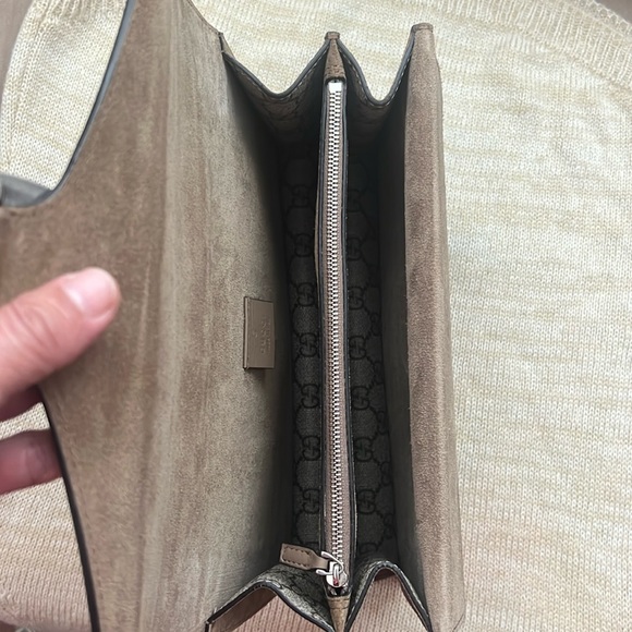 A100- 💯 % authentic Gucci small Dionysus shoulder bag - Picture 12 of 16
